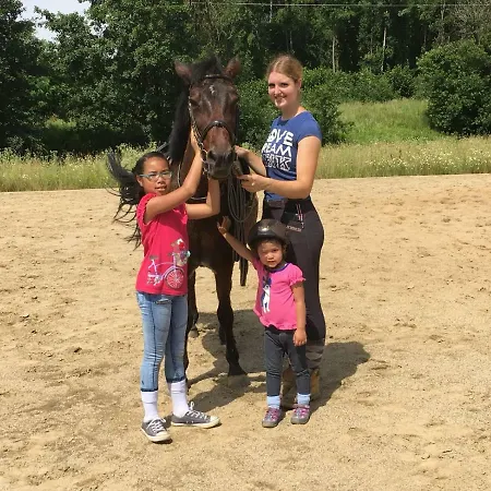 Artemis Farm Lägenhet *