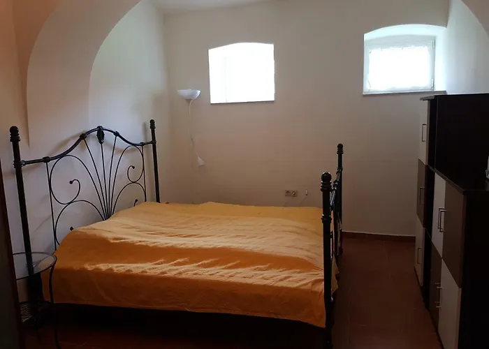 Artemis Farm Apartament *