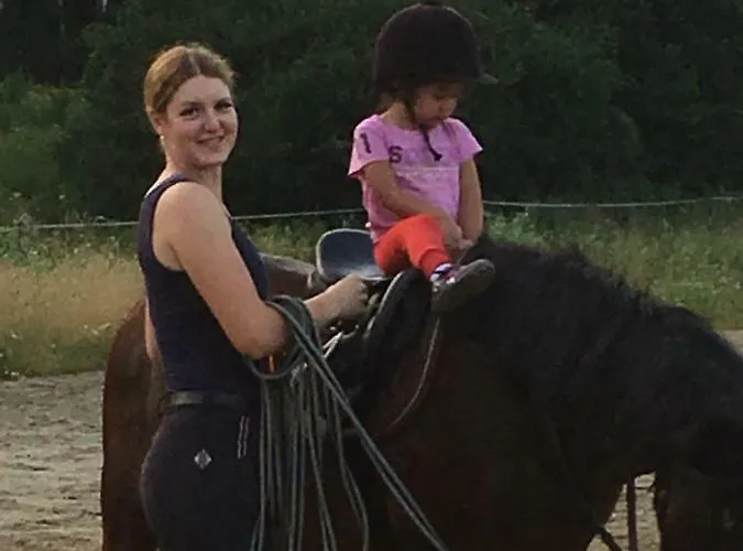 Artemis Farm Apartament *